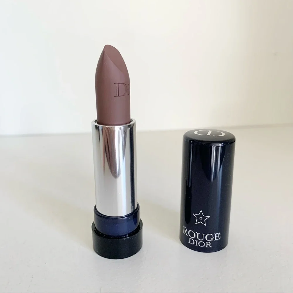 NWOT Dior matte lipstick #810